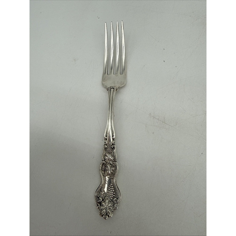 Roger & Bros Grape Pattern Triple Plate Flatware Dinner Fork 7.5" Lot of 3 - Picture 4 of 7